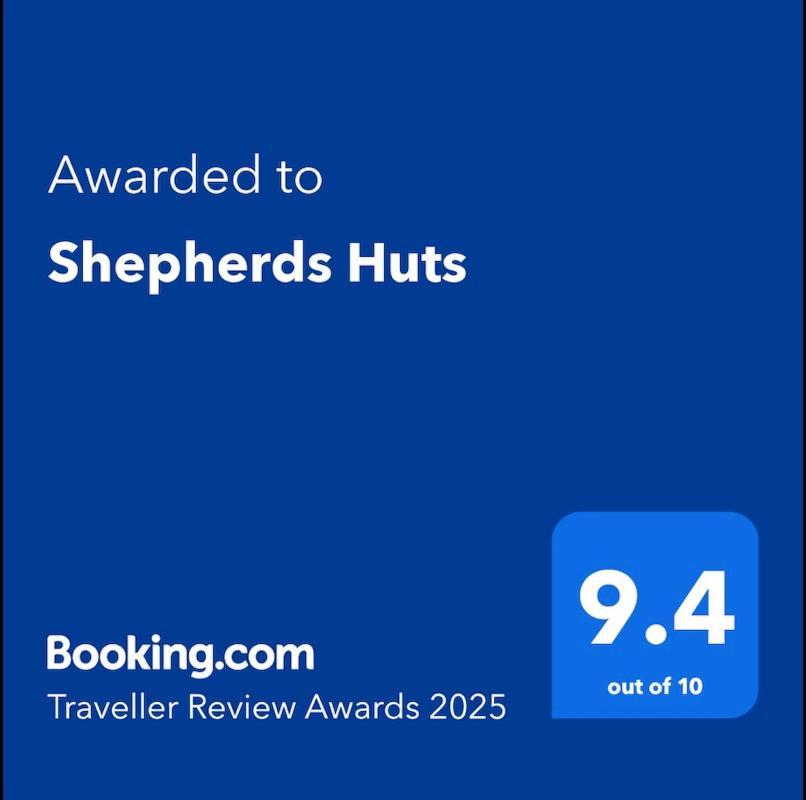 Shepherds Huts Apartment Kidlington